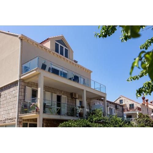 Apartments Laledo