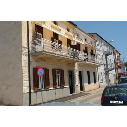 Apartments LATINO