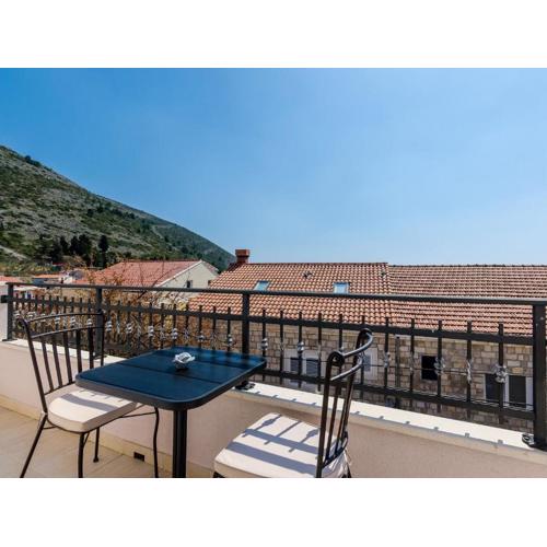 Apartments Life - One Bedroom Apartment with Balcony and Sea View