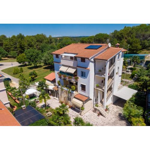 Apartments Lori