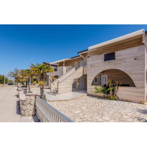 Apartments Lucica