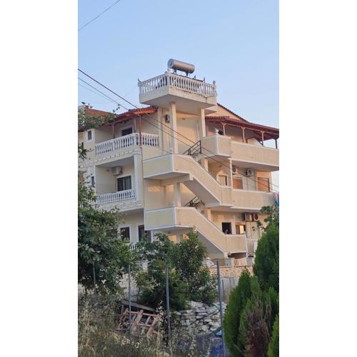 Apartments Luis