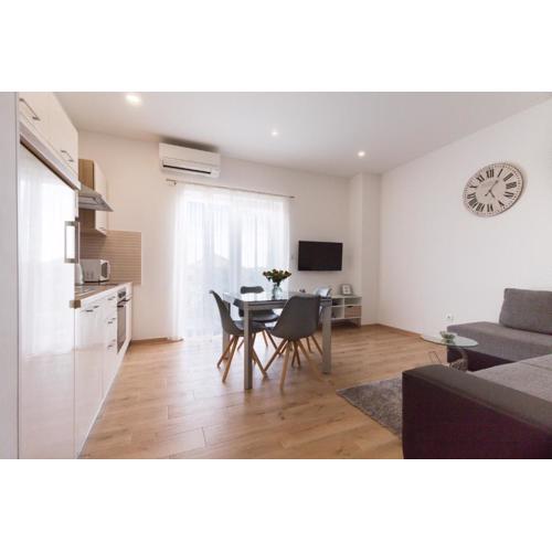 Apartments LUSANI