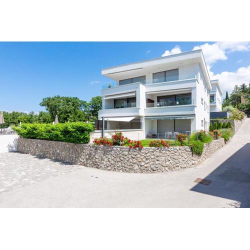 Apartments Marina