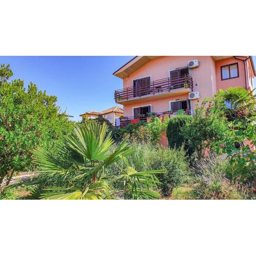 Apartments Marinici Rijeka - with Private Parking