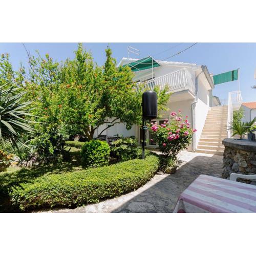 Apartments Mirjana Blue Beach