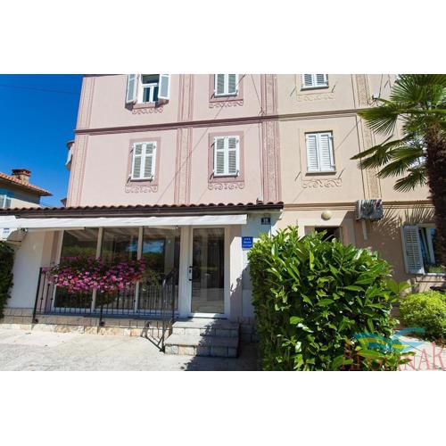 Apartments Mirjana