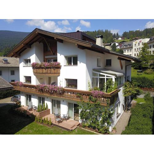 Apartments Montblanc Sella