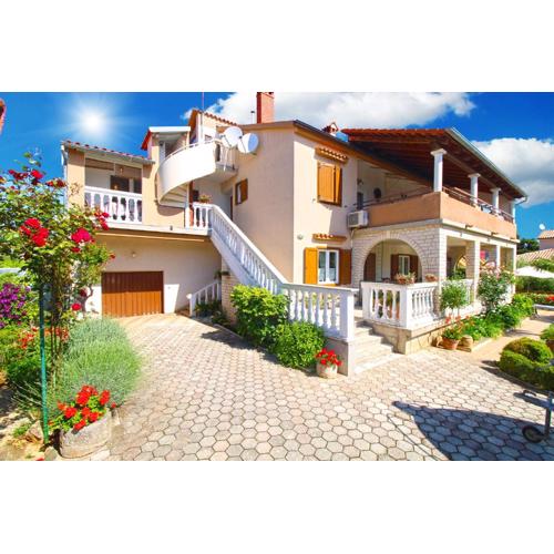 Apartments Munida 734