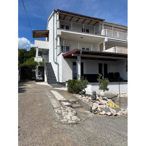 Apartments Novi Vinodolski - Povilska