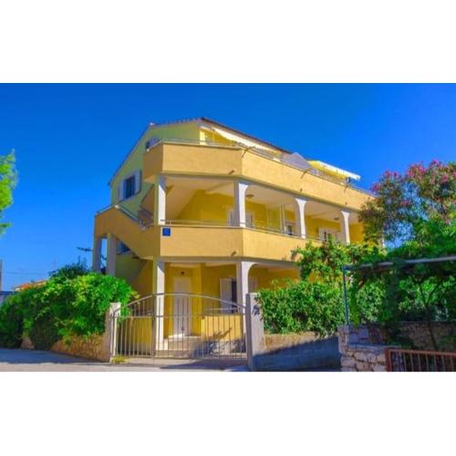 Apartments Petrovic