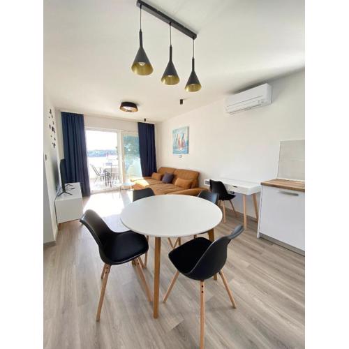 Apartments Puntica 4 person Rab