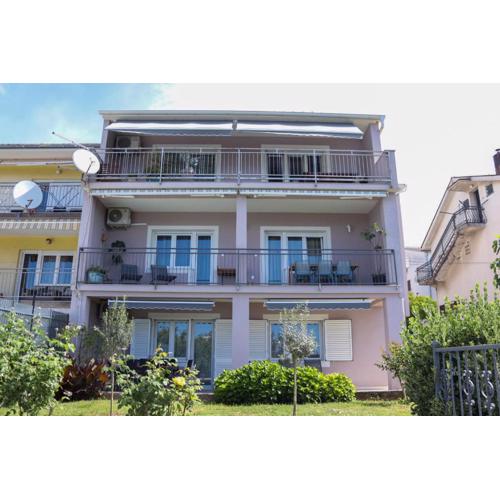 Apartments Rajna