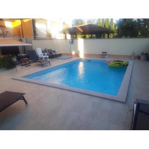 Apartments Residence V