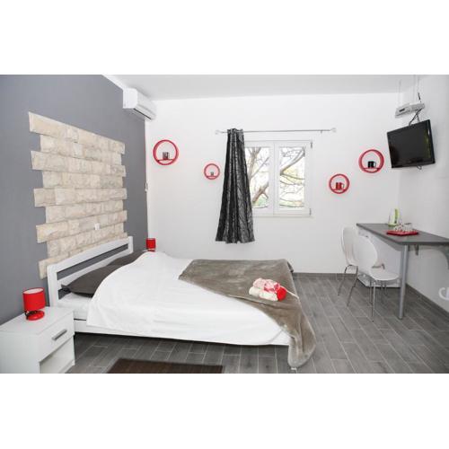 Apartments & Room Dijana