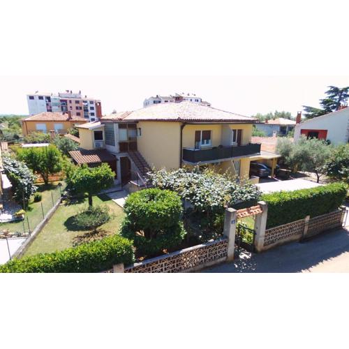 Apartments & Rooms Milka