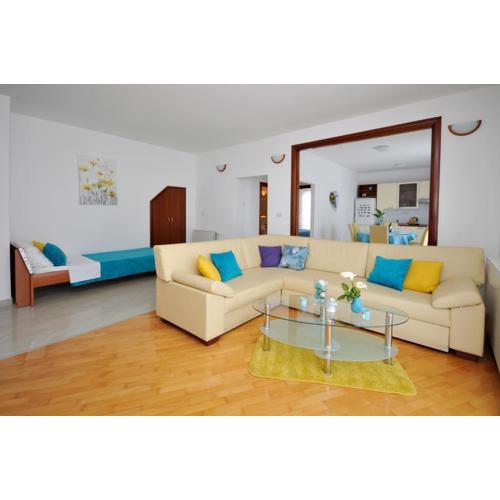 Apartments Roza