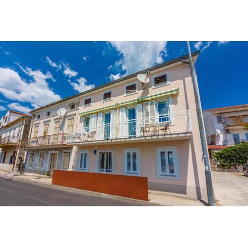 Apartments Seaside