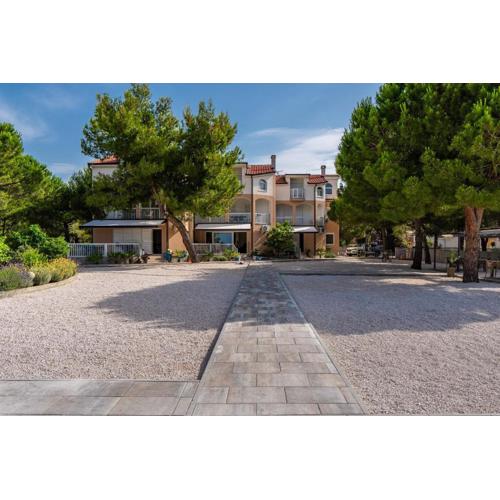 Apartments Sum mora