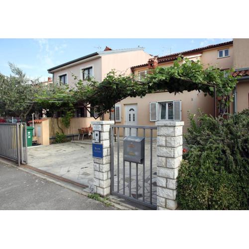 Apartments Tadijic