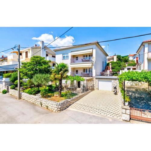 Apartments Tatjana Crikvenica