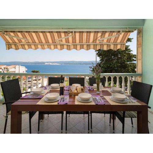 Apartments Tomas - Four Bedroom Apartment with Balcony A4