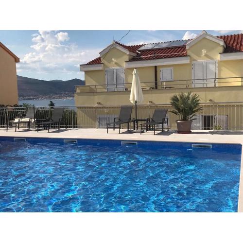 Apartments Villa Moonlight - One Bedroom Apartment with Sea View Balcony Junior