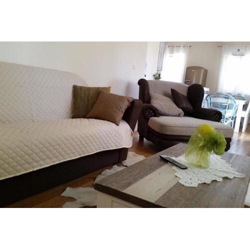 Apartments Villa Rustica ST - Two-Bedroom Apartment with Balcony and Shared Pool 1 kat
