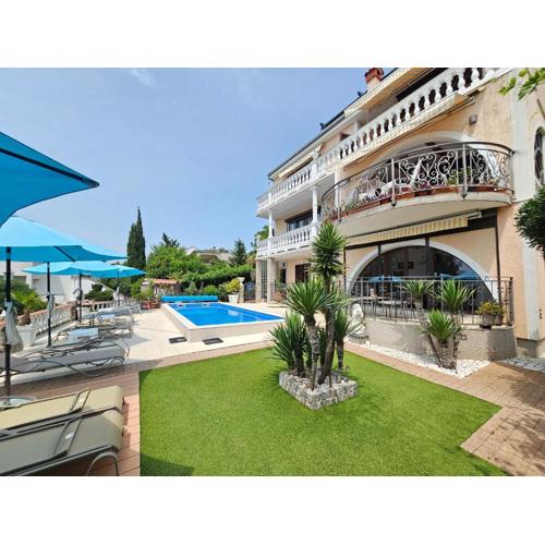 Apartments Villa Vera, 200 m from the beach