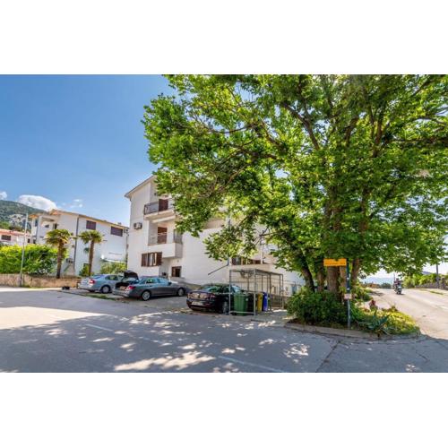 Apartments with a parking space Baska, Krk - 22408