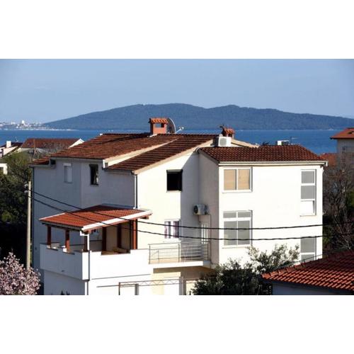 Apartments with a parking space Kastel Stafilic, Kastela - 21591