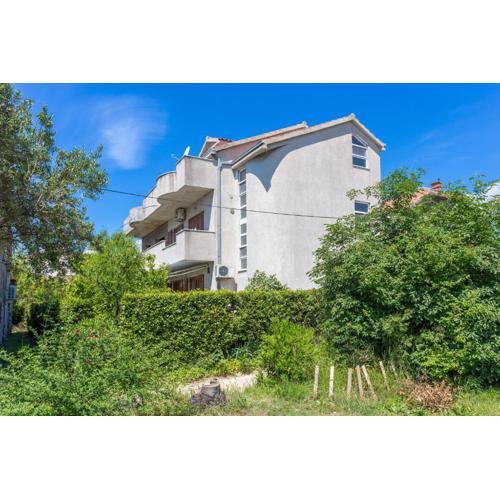 Apartments with a parking space Kastel Stari, Kastela - 20999