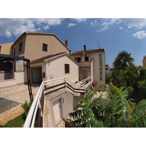 Apartments with a parking space Pula - 20809