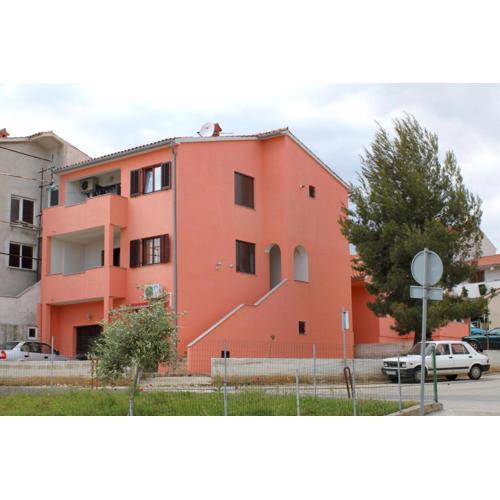 Apartments with a parking space Pula - 7664