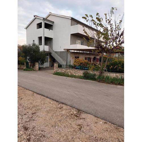 Apartments with a parking space Sibenik - 23616