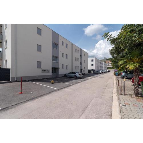 Apartments with a parking space Trogir - 23453