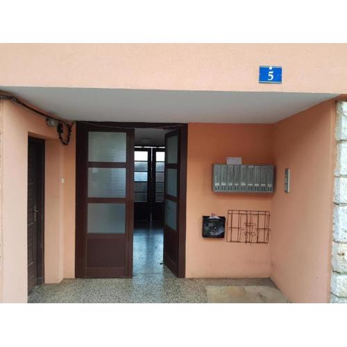 Apartments with a parking space Umag - 22348