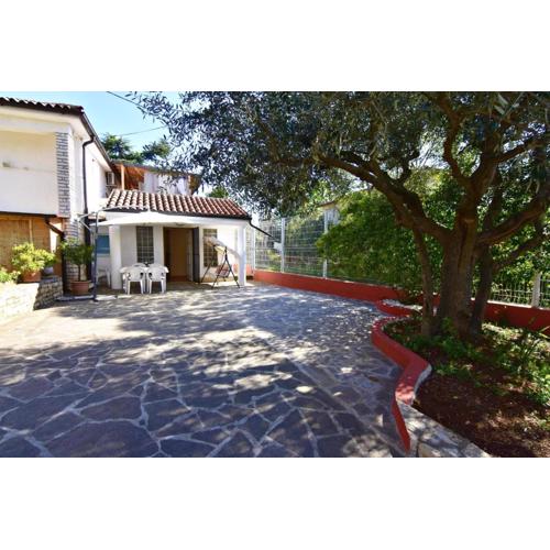 Apartments with a parking space Umag - 22540