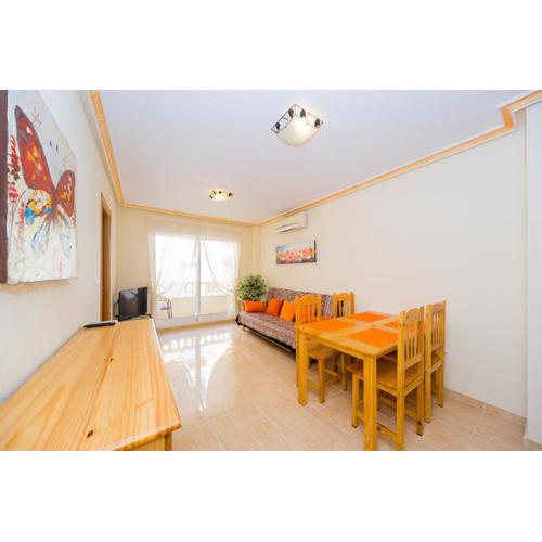 Apartments with parking by the sea in Torrevieja