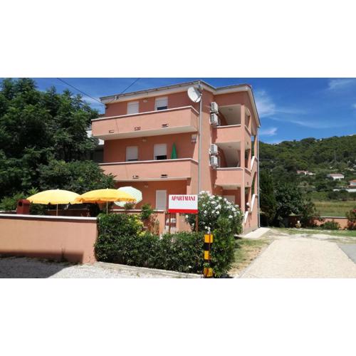 Apartments with parking spaces Barbat, Rab - 11472
