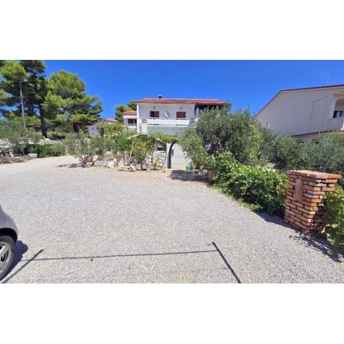 Apartments with parking spaces Barbat, Rab - 24096