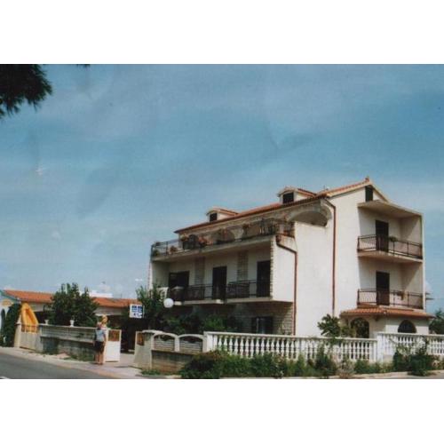 Apartments with parking spaces Brodarica, Sibenik - 12405