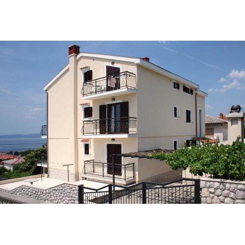 Apartments with parking spaces Novi Vinodolski - 5593