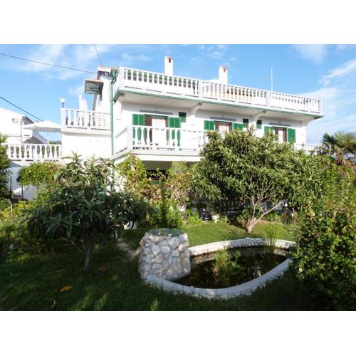 Apartments with parking spaces Palit, Rab - 14996