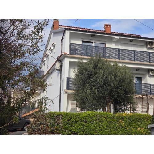 Apartments with parking spaces Palit, Rab - 4983