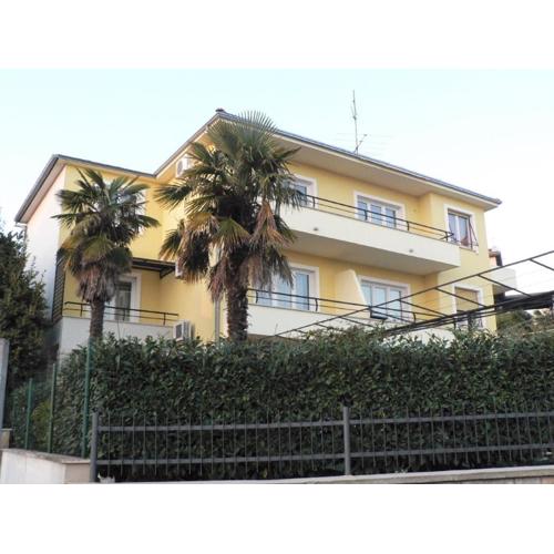Apartments with parking spaces Pula - 23335