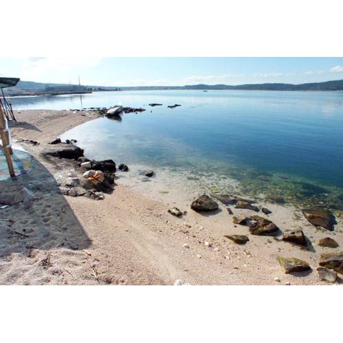 Apartments with parking spaces Trogir - 24605