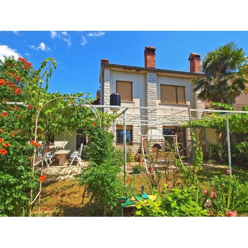 Apartments with parking spaces Valbandon, Fazana - 20770