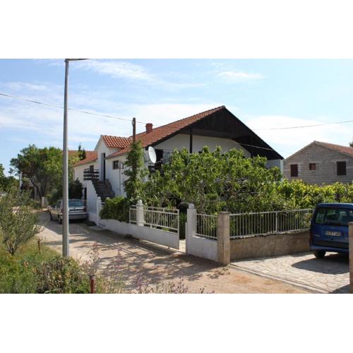 Apartments with parking spaces Vodice - 927
