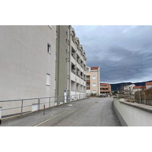 Apartments with WiFi Kastel Stafilic, Kastela - 23978